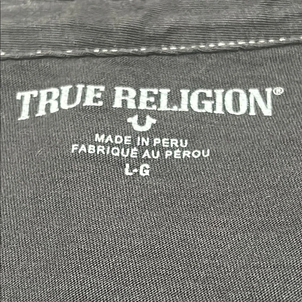 True Religion Black T-Shirt with Red Accents Men’s size L GUC..